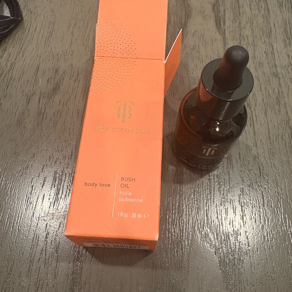 * New True Botanicals Body Love Bush Oil 30ml full size